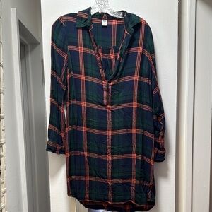 Old Navy Green and Red Plaid Shirt